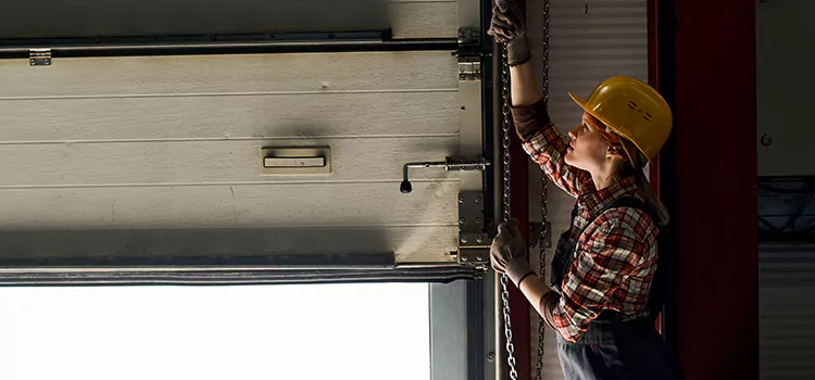 Addressing Common Garage Door Stoppage Issues in Greenville, MS
